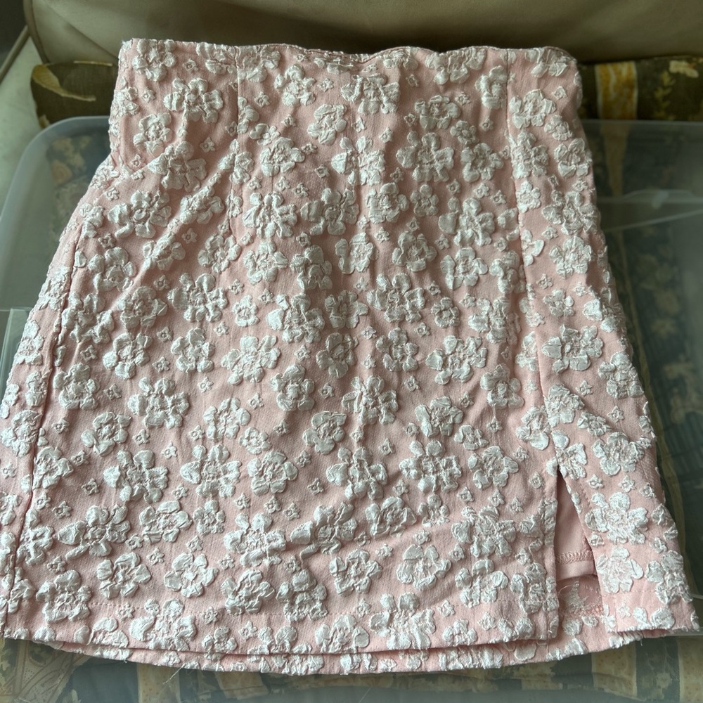 Cute spring skirt